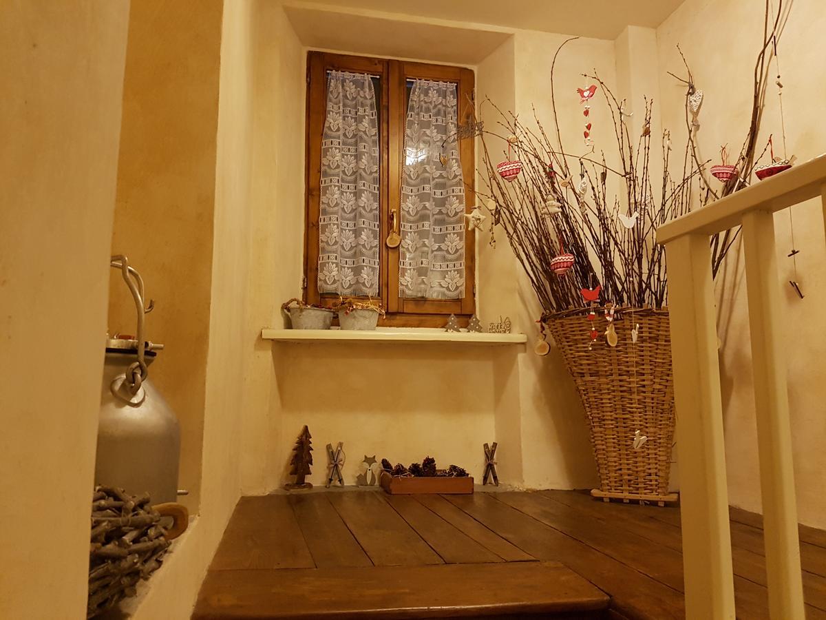 Casa Del Cirillo Apartment Ornica ภายนอก รูปภาพ